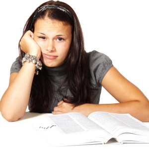 Hábitos de sono afetam o desempenho de estudantes